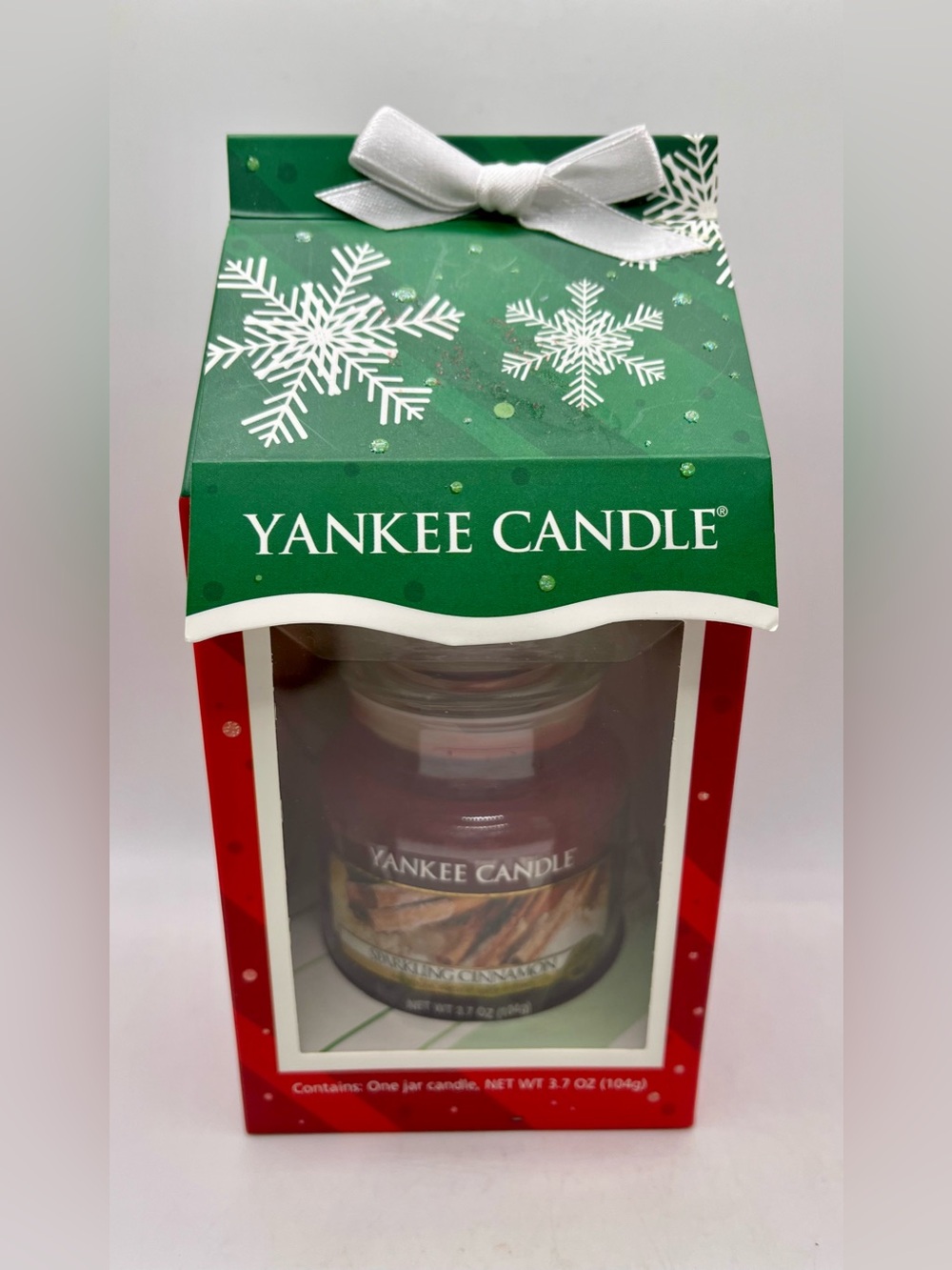 Yankee Candle Sparkling Cinnamon 3.7 Oz Boxed Small Jar Candle Christmas Holiday